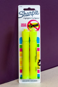 Fluorescent Yellow Chisel Tip Tank Highlighters