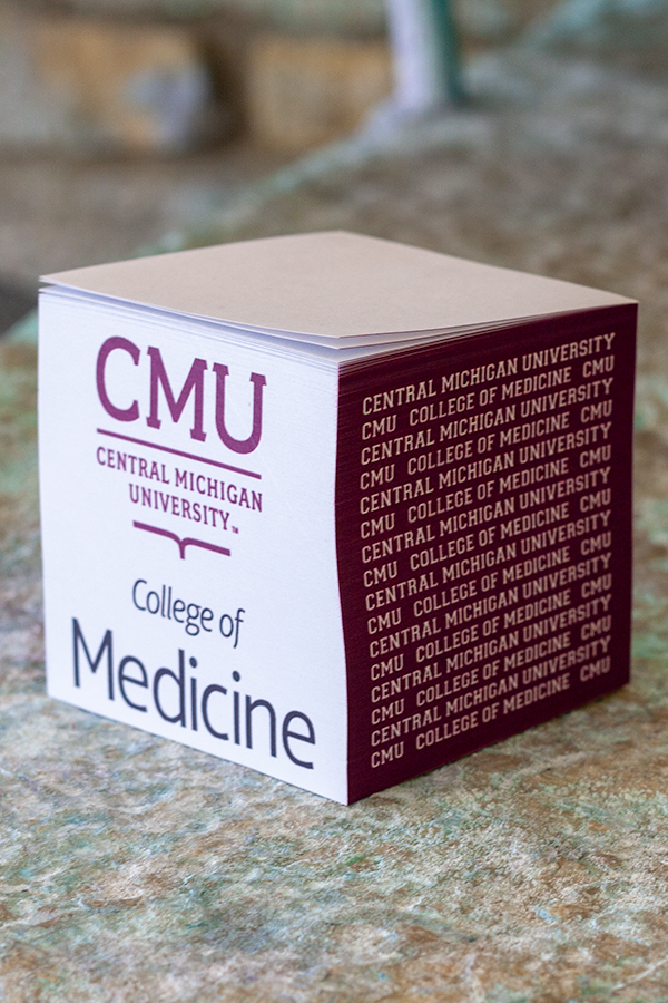 College of Medicine Paper Cube (SKU 5042920258)