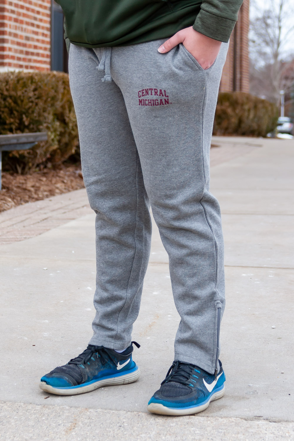 Central Michigan Graphite Gray Pro-Weave Zip-Bottom Sweatpants<br><brand>MV Sport</brand>