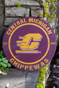 Action C Central Michigan Chippewas Round Maroon Wall Sign