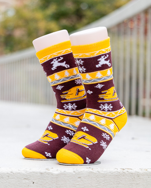 Action C Maroon & Gold Snowflake Adult Holiday Socks<br><brand>FOR BARE FEET</brand>