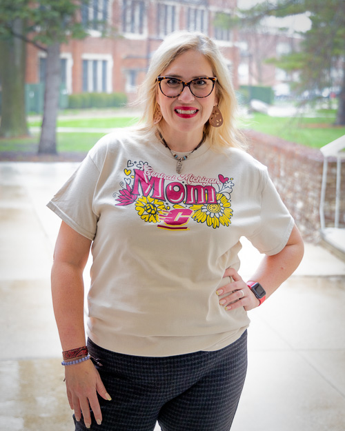 Central Michigan Mom Floral Sand T-Shirt