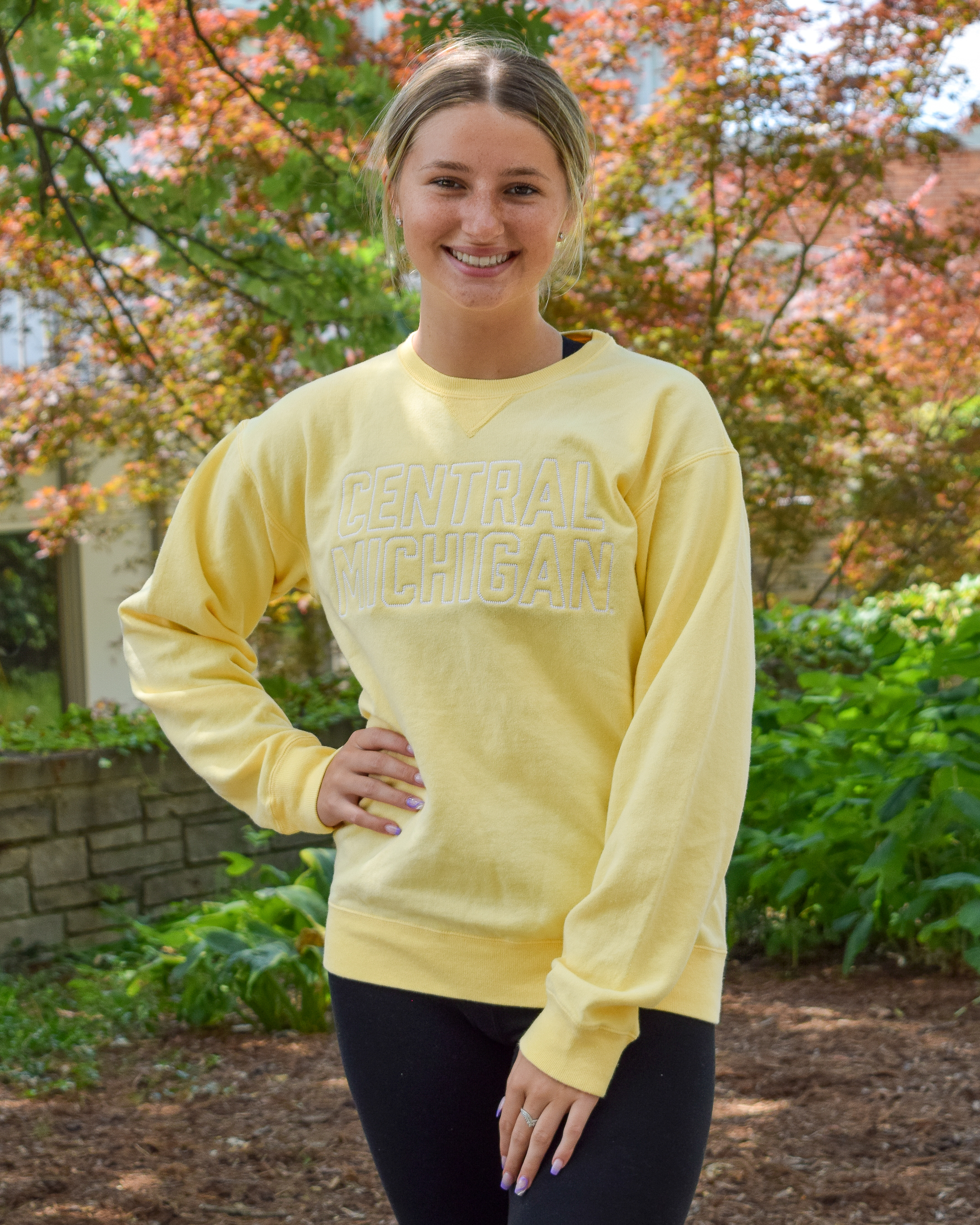 Central Michigan Butter Yellow Women's Crewneck Sweatshirt
