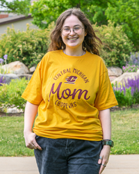 Central Michigan Chippewas Mom Gold T-Shirt