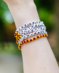 Central Michigan Maroon & Gold Beaded Elastic Friendship Bracelets 5 Piece Set