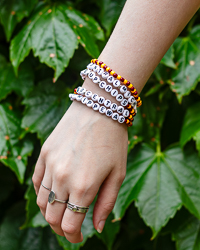 Central Michigan Maroon & Gold Beaded Elastic Friendship Bracelets 5 Piece Set