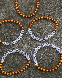 Central Michigan Maroon & Gold Beaded Elastic Friendship Bracelets 5 Piece Set