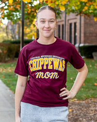 Central Michigan University Chippewas Mom Script Maroon T-Shirt