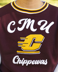 3D Script CMU Chippewas Action C Women’s Maroon & Gold Color Block Crop Crewneck Sweatshirt