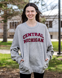 Central Michigan Women's Heather Gray Crewneck Sweatshirt